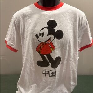 Disneyworld Epcot China White and Red Mickey Mouse T-Shirt